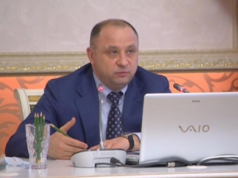 Шабалатов поручил ужесточить масочный контроль в Воронежской области