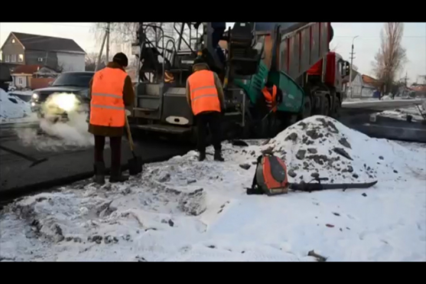 Причины «зимнего асфальтирования» в Борисоглебске пояснили в отделе ЖКХ