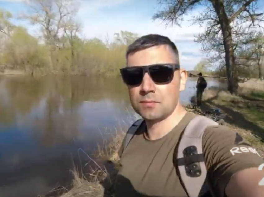 Алишер Шарипов показал озеро Лебяжье в своем новом видео