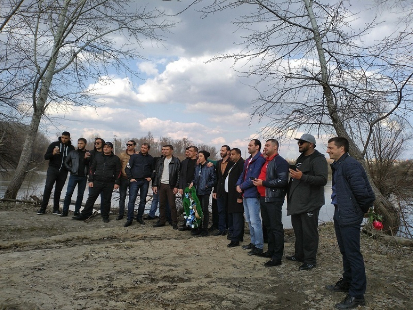 В Борисоглебске цыгане почтили память жертв фашистского геноцида