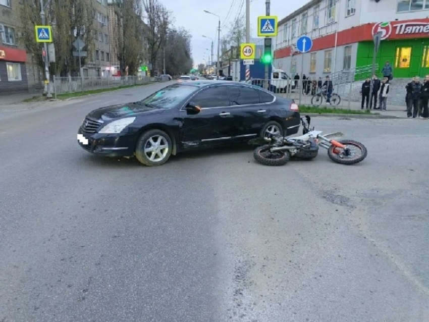 Еще одного несовершеннолетнего мотоциклиста сбили в Борисоглебске