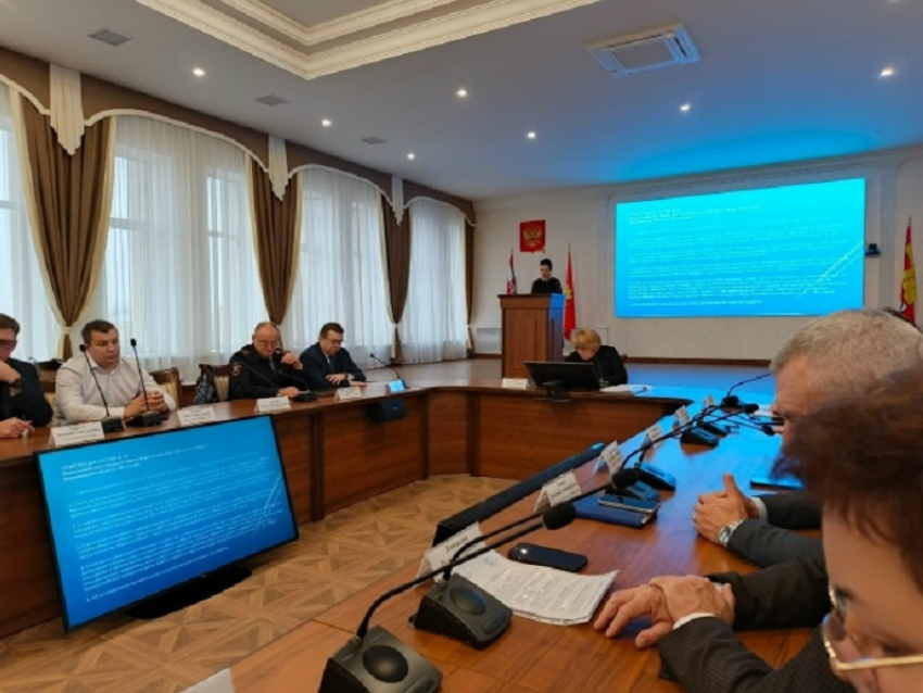 Депутаты массово прогуляли заседание Борисоглебской городской Думы