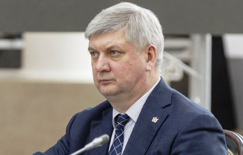 «Губернаторы под ударом»: Александр Гусев снова в списке самых скандальных глав регионов 