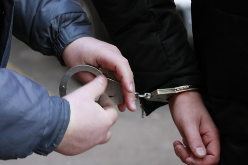 Оборотень без погон. Главарем Грибановских рэкетиров оказался экс-полицейский