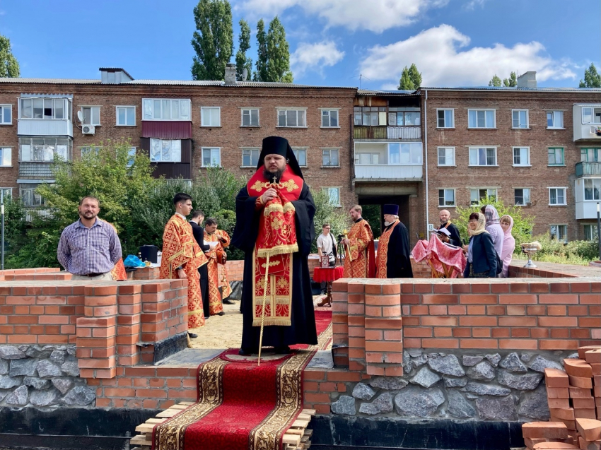В Борисоглебске освятили закладный камень строящегося храма