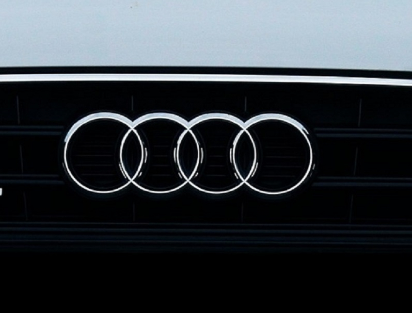 Водителя Audi, сбившего 13-летнюю девочку в Борисоглебске, разыскивает полиция