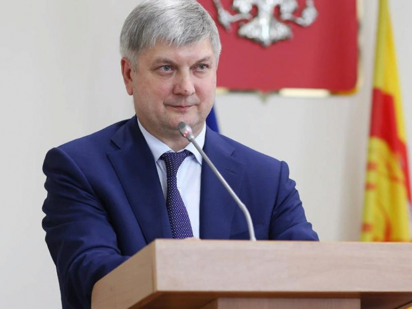 Гусев назвал размеры выплат медикам в Воронежской области в период пандемии коронавируса