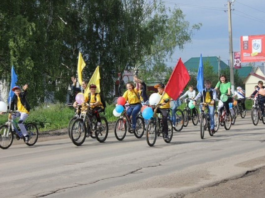 Грибановцев приглашают на семейный велокросс