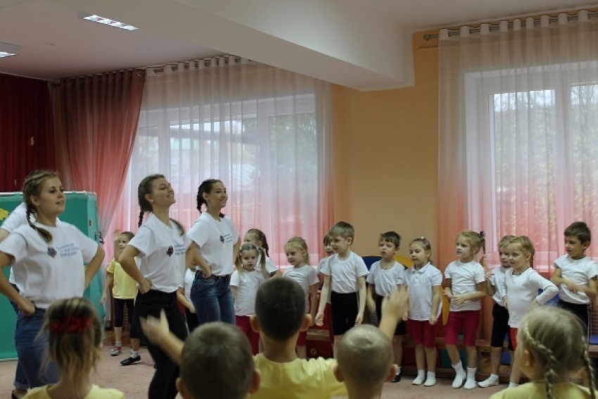 Студенты Борисоглебского филиала ВГУ рассказали дошкольникам о правилах безопасности