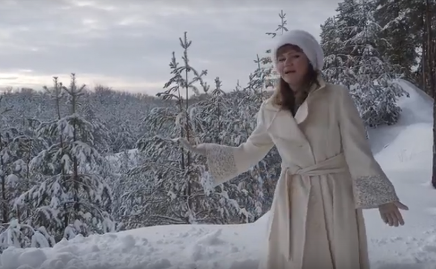 Борисоглебскую зиму во всей ее красе показала вокалистка Кира Мищенко