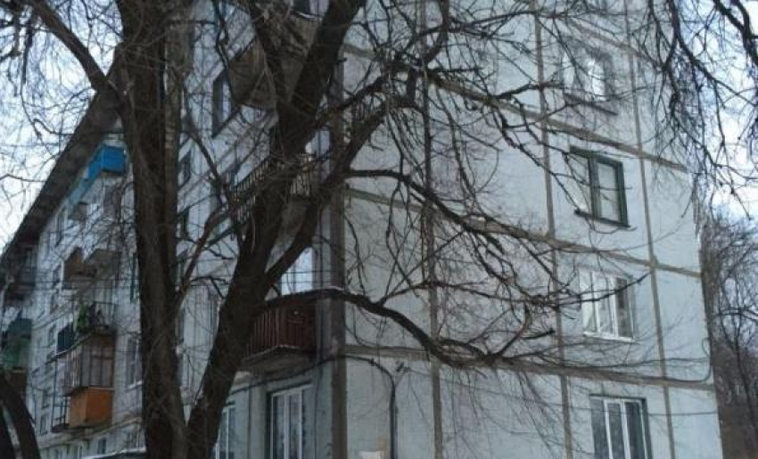 Под Новый Год в многоквартирном доме на ул. Аэродромной города Борисоглебска произошло убийство
