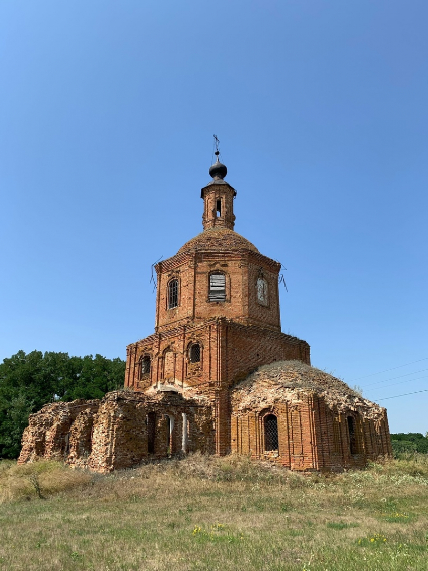 Старинную церковь в Грибановском районе решили  восстановить, как объект культурного наследия 