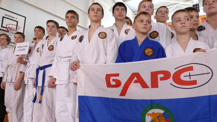 Рукопашные бойцы Борисоглебска разгромили соперников на межрегиональном турнире памяти Михаила Муминова
