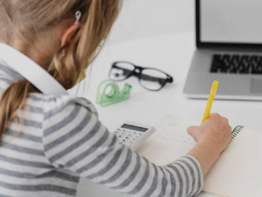 В мае в школах Воронежской области прозвучат военные песни