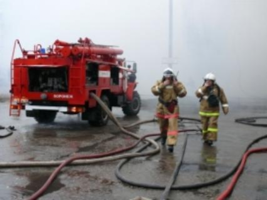 Два крупных пожара произошли на минувших выходных в Борисоглебском округе
