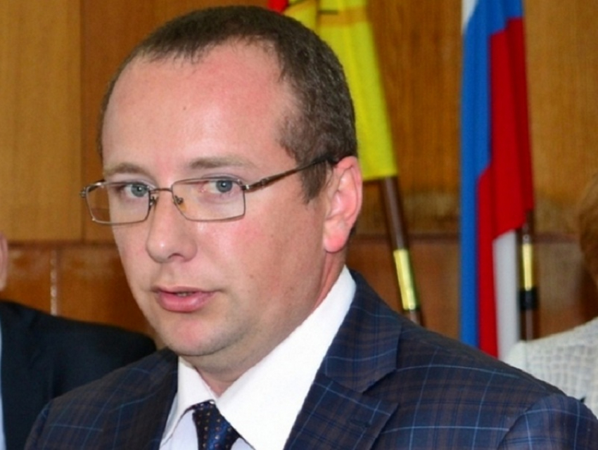 Стали известны причины декабрьской таинственности экс-главы администрации Грибановского района