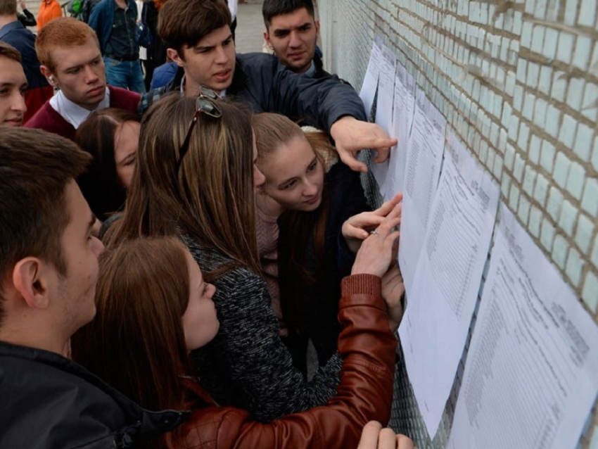 Количество бесплатных мест в государственных вузах снова уменьшится