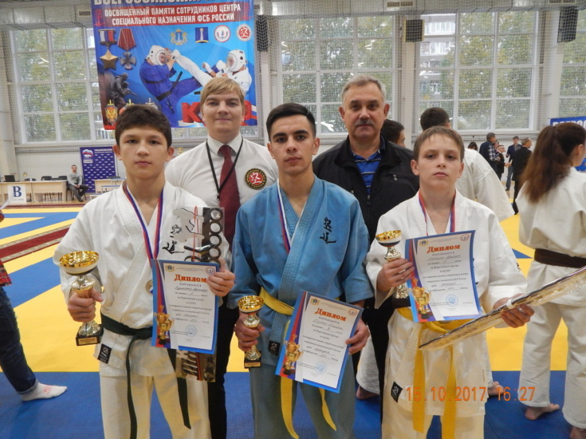 Юные спортсмены из Борисоглебска показали высокие результаты на Всероссийском турнире по КУДО в Ульяновске