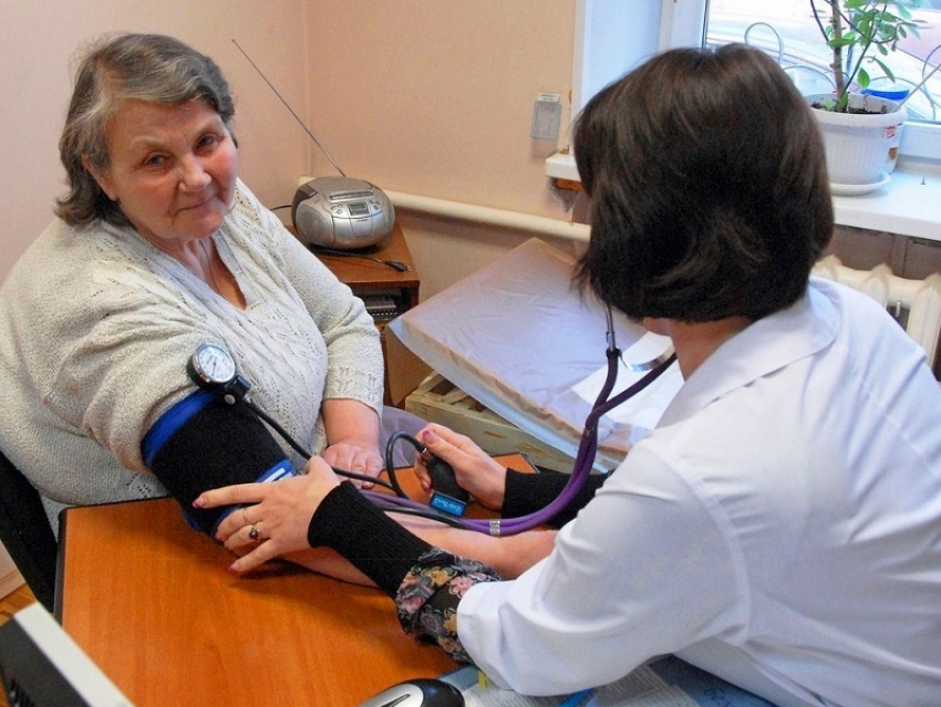 В наступившем году врачам будут доплачивать за лечение россиян старше 60-ти лет