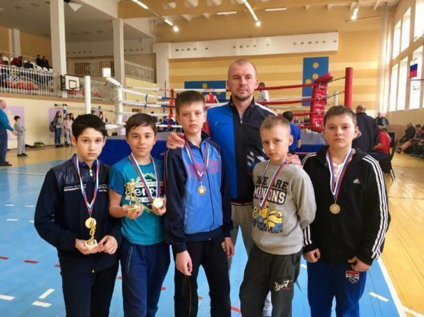 "Витязи» Борисоглебска привезли пять медалей из Боброва