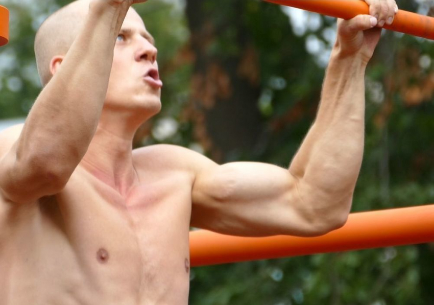 Самые сильные воркаутеры Борисоглебска устроили батлы в борьбе за главный приз