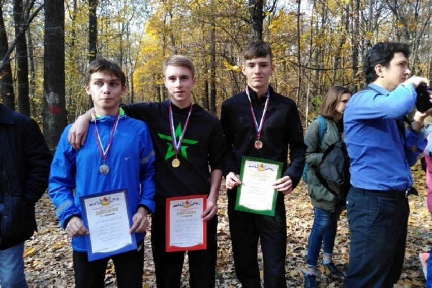 Борисоглебские бегуны приняли участие в Чемпионате Воронежской области по кроссу