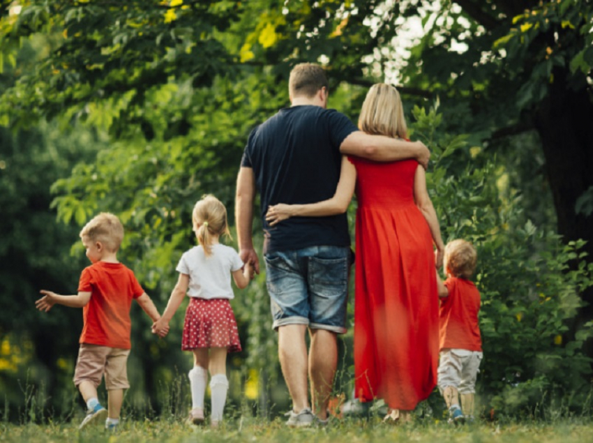 Госдума запретила устанавливать испытательный срок для матерей с детьми до 3 лет