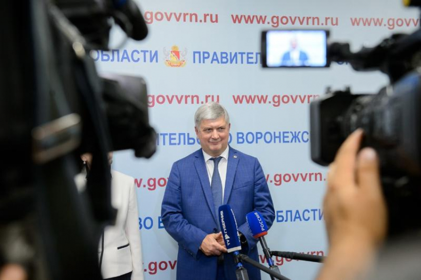 Жестче контролировать соблюдение локдауна в Воронежской области поручил губернатор