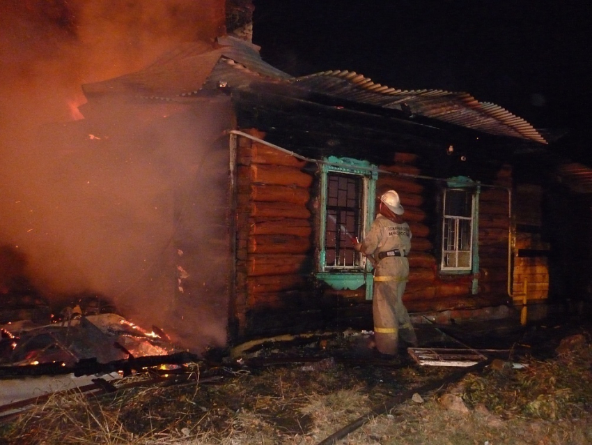 Вечером 25 августа в селе Петровское под Борисоглебском сгорел жилой дом