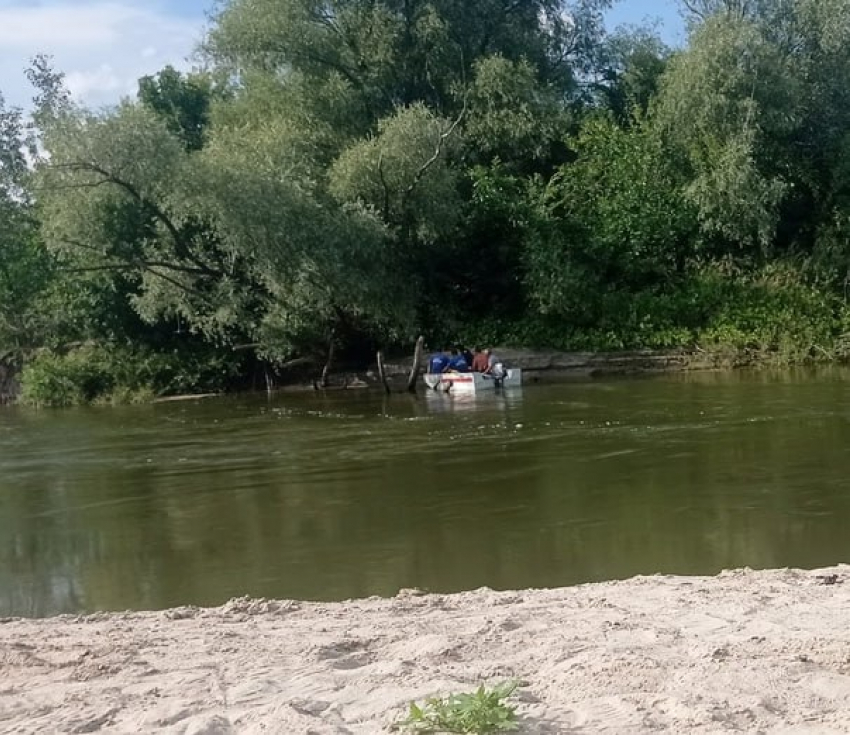 В опасном месте реки Хопер г. Борисоглебска утонул подросток 