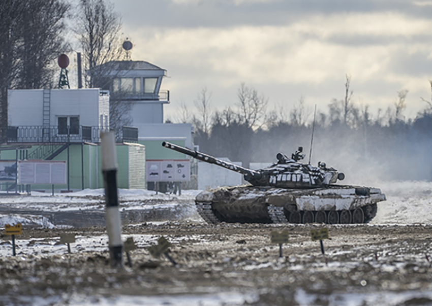 Зимние танковые занятия прошли на полигонах Воронежской области 
