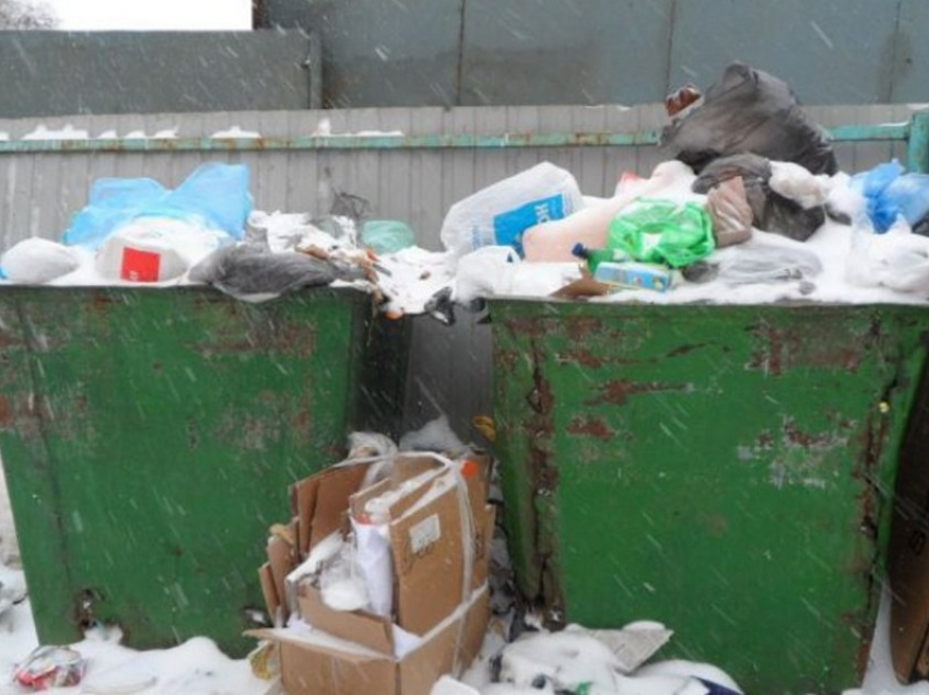 «ОБЛКОММУНСЕРВИС» создал новую прокладку между собой и реальной работой по уборке мусора