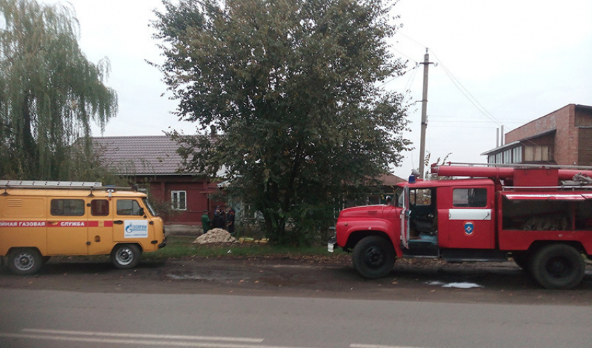 В районе  ТЦ «Кондор» загорелся жилой дом