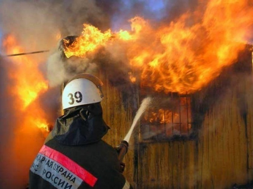 Ликвидация пожара в Грибановском районе