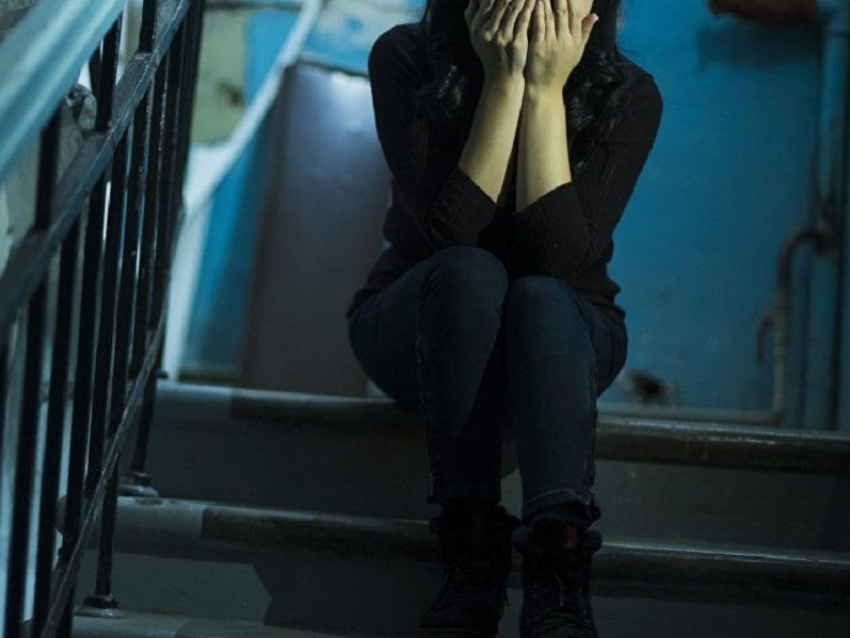 В Поворино распитие спиртного закончилось грабежом гостеприимной хозяйки дома