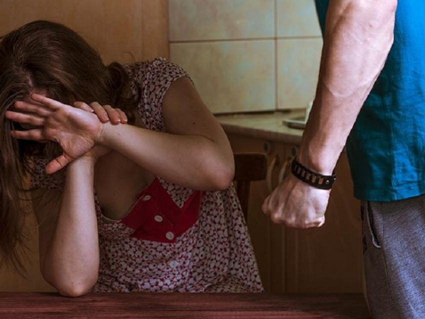 Служба помощи жертвам домашнего насилия проедет по Воронежской области