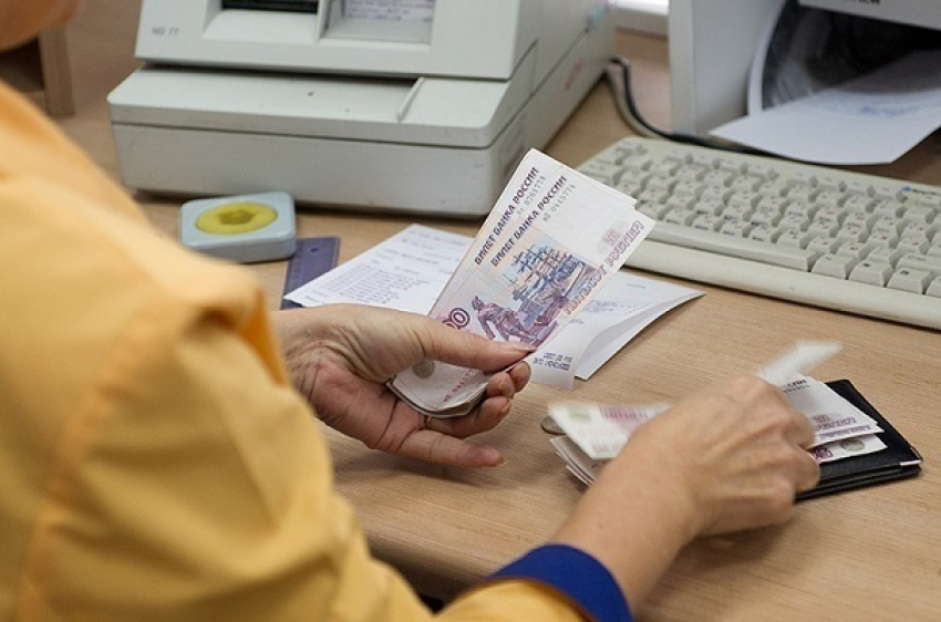 Пособие по безработице могут повысить до 8 тысяч рублей