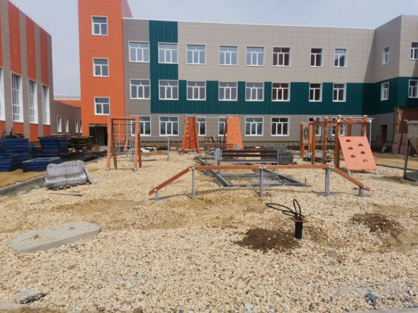 Новую школу в Борисоглебске за 800 млн рублей пообещали сдать к 1 сентября