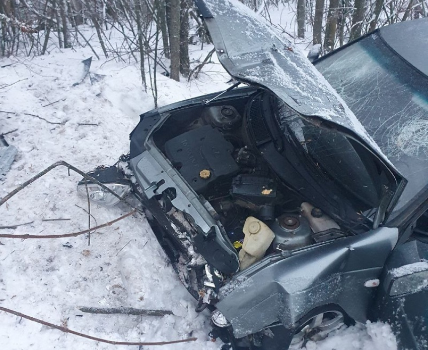 Автомобиль с пьяным водителем вылетел в кювет в Новохоперском районе