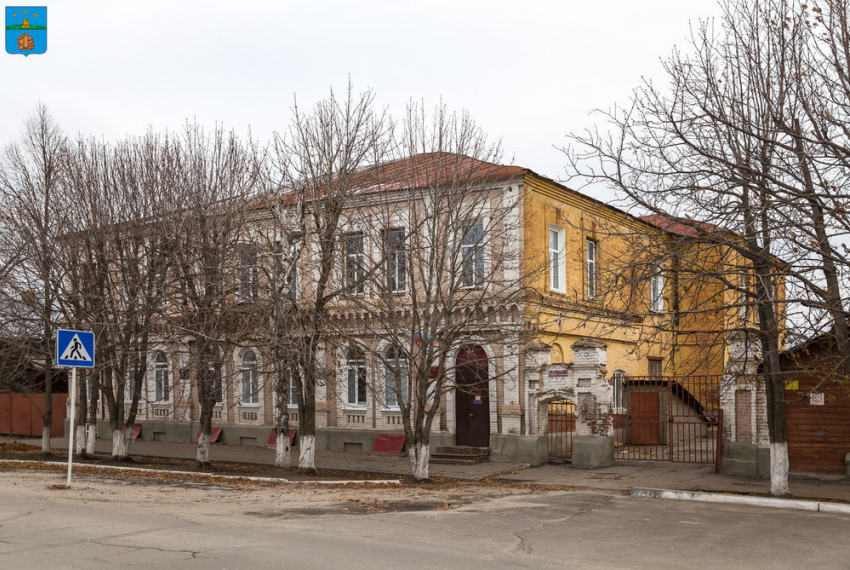 Родители учеников школы №9 г. Борисоглебска  попросили мэра о помощи