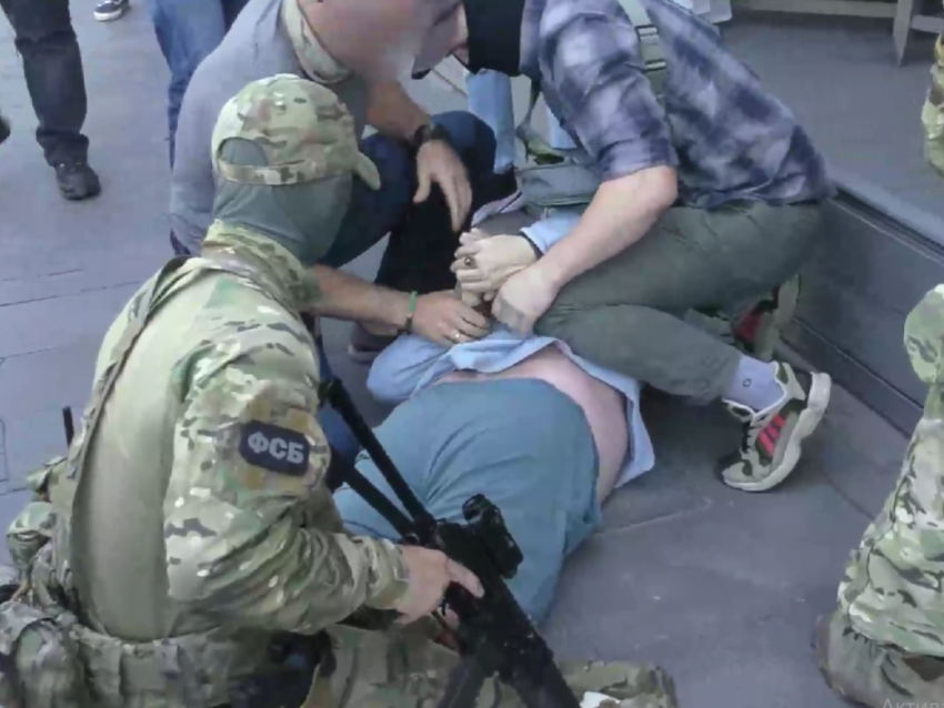 Две подпольные оружейные мастерские ликвидировали в Воронежской области