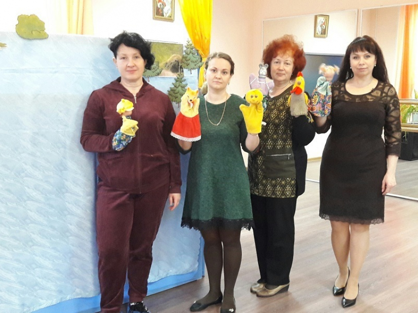 Кукольные Маша и Витя пришли в гости в Борисоглебский реабилитационный центр «Журавлик»
