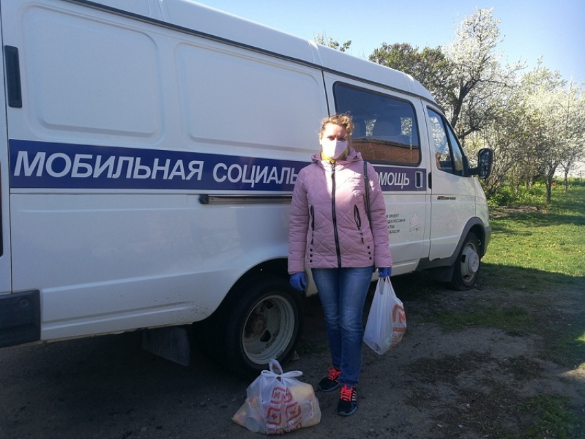 В Борисоглебском городском округе пенсионерам на самоизоляции выдали 467 продуктовых наборов