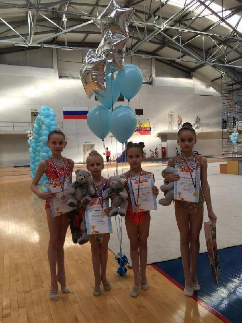 5 золотых медалей завоевали борисоглебские гимнастки на областном турнире