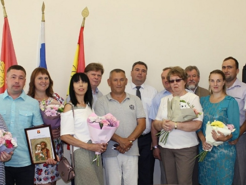 В администрации Борисоглебского округа состоялся торжественный прием семейных пар