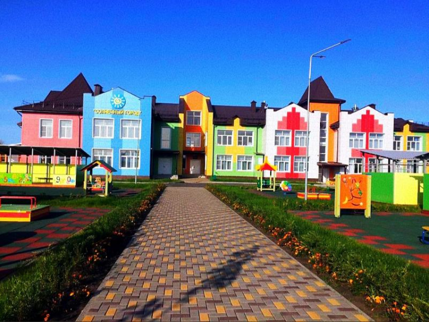 Лучшие школы и детские сады Борисоглебска 